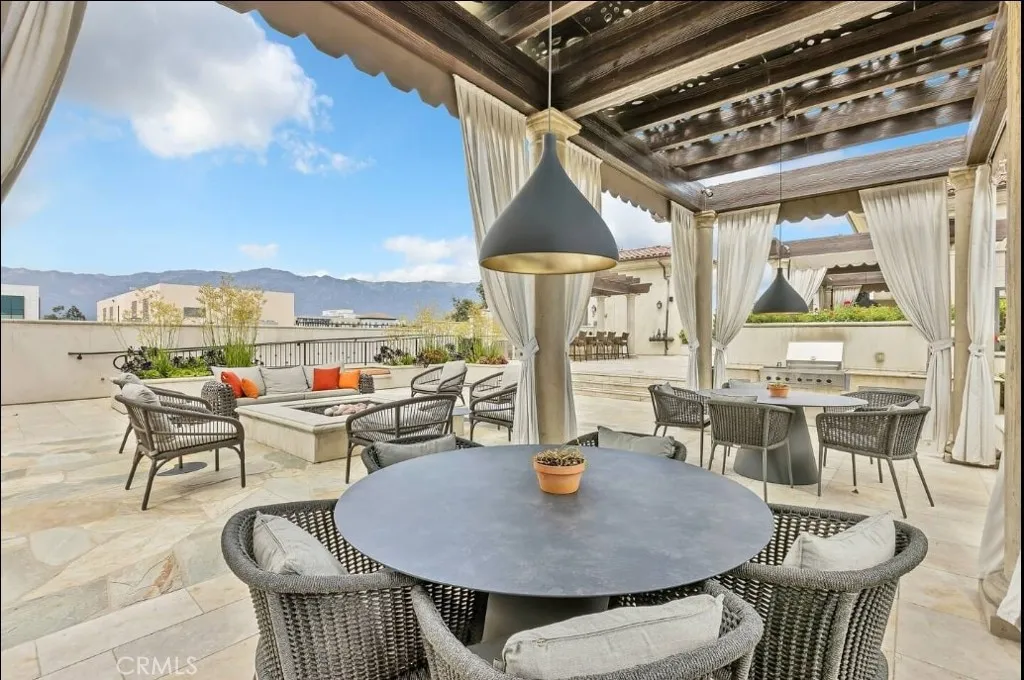 155 Cordova Street 203, Pasadena, California 91105 home-pic-51